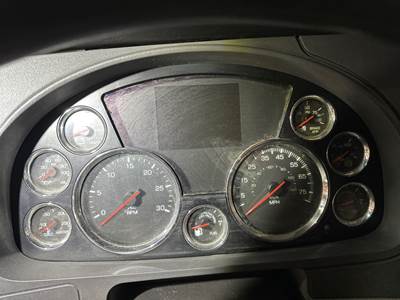 Kenworth T680 Instrument Panel Cluster