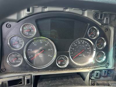 Kenworth T680 Instrument Panel Cluster