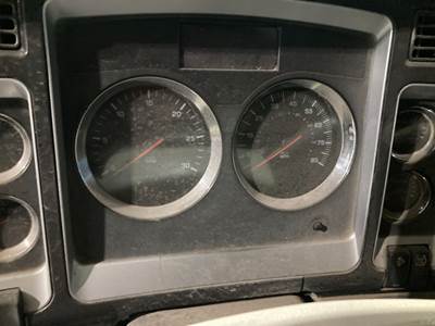 Kenworth T800 Instrument Panel Cluster