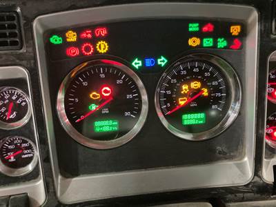 Kenworth T800 Instrument Panel Cluster