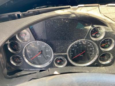 Kenworth T880 Instrument Panel Cluster
