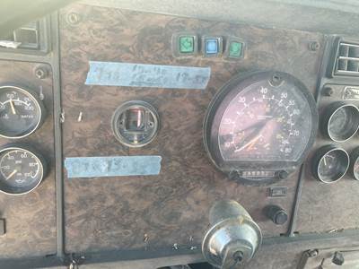 Kenworth W900B Instrument Panel Cluster