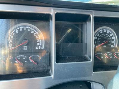 Mack AN (ANTHEM) Instrument Panel Cluster