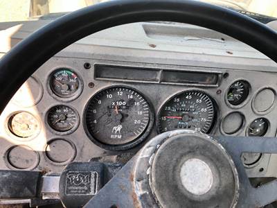 Mack CH Instrument Panel Cluster