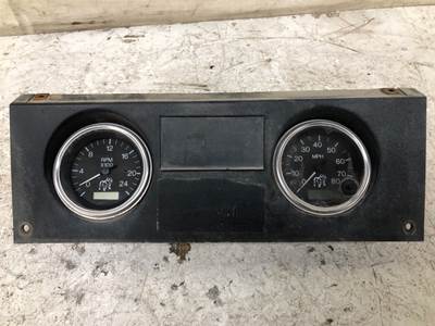 Mack RB600 Instrument Panel Cluster