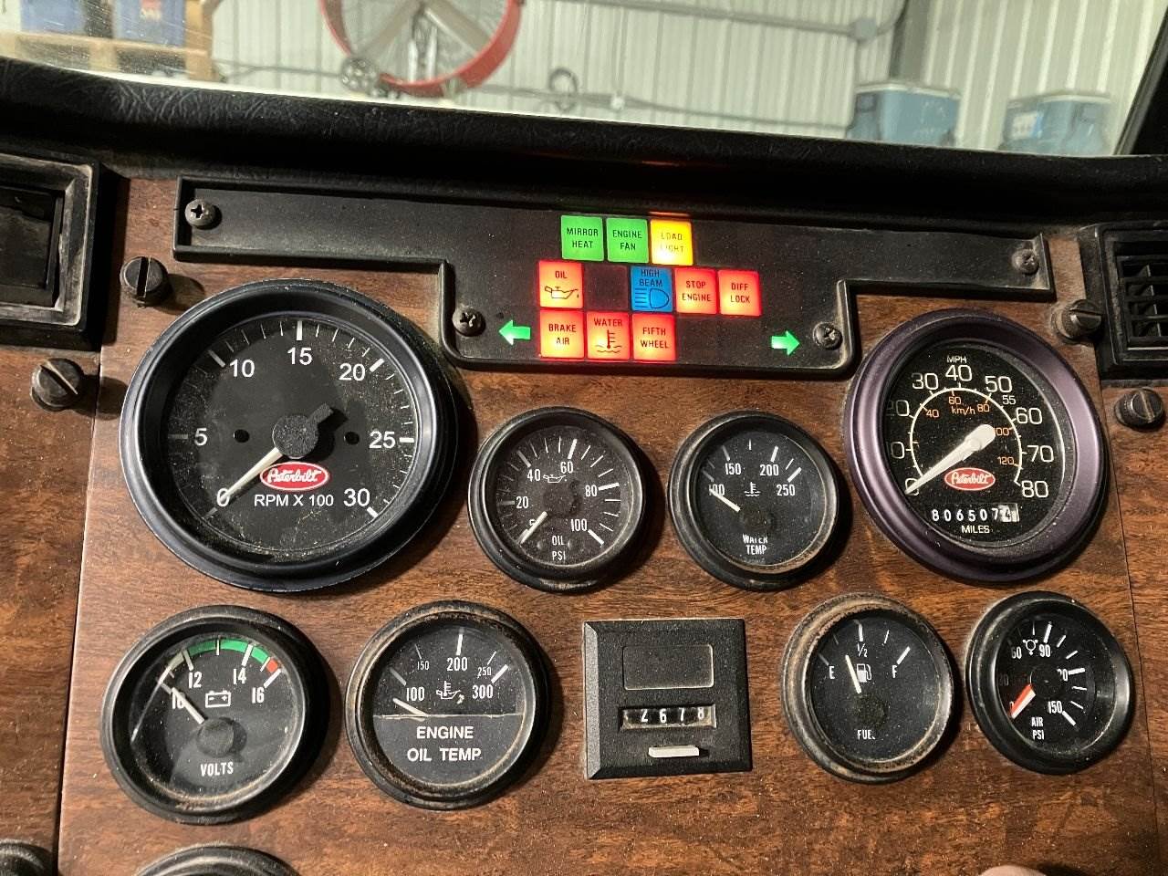 1995 Peterbilt 377 Instrument Panel Cluster For Sale Sioux Falls, SD