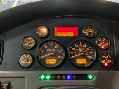 Peterbilt 386 Instrument Panel Cluster