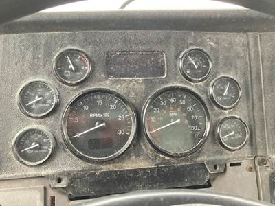 Peterbilt 386 Instrument Panel Cluster