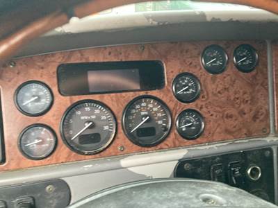 Peterbilt 387 Instrument Panel Cluster