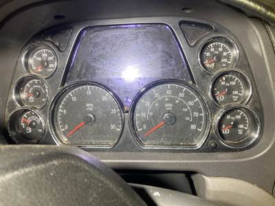 Peterbilt 579 Instrument Panel Cluster