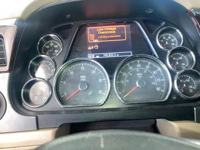 Peterbilt 579 Instrument Panel Cluster