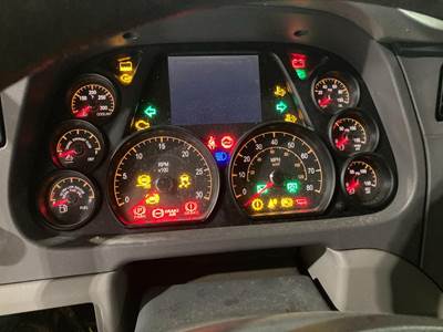 Peterbilt 579 Instrument Panel Cluster