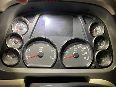 Peterbilt 579 Instrument Panel Cluster