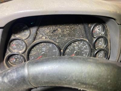 Peterbilt 579 Instrument Panel Cluster