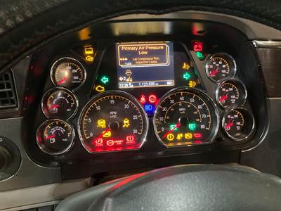 Peterbilt 579 Instrument Panel Cluster