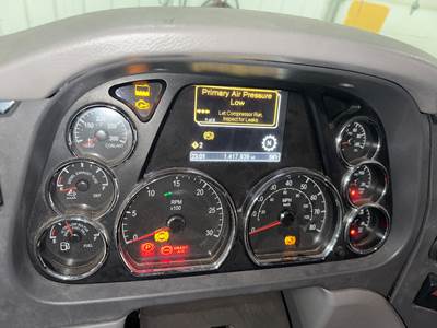 Peterbilt 579 Instrument Panel Cluster
