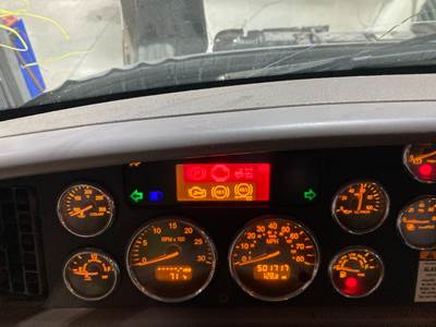 Peterbilt 587 Instrument Panel Cluster