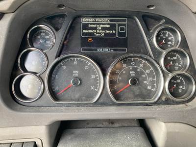 Peterbilt 587 Instrument Panel Cluster