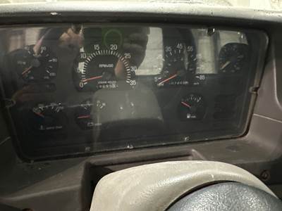 Sterling A9513 Instrument Panel Cluster