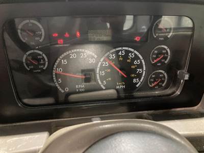 Sterling L7501 Instrument Panel Cluster