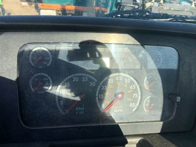 Sterling L9501 Instrument Panel Cluster