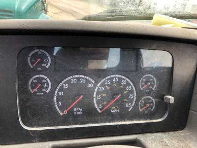 Sterling L9501 Instrument Panel Cluster