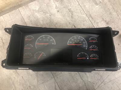 Volvo VNL Instrument Panel Cluster