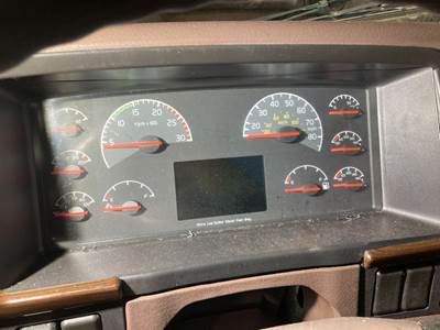 Volvo VNL Instrument Panel Cluster