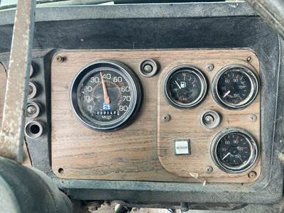 Volvo WIA Instrument Panel Cluster