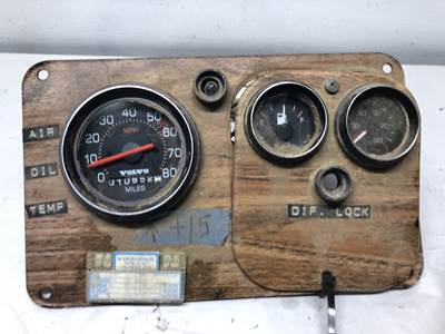 Volvo WIA Instrument Panel Cluster