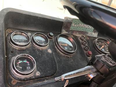 Volvo WX Instrument Panel Cluster