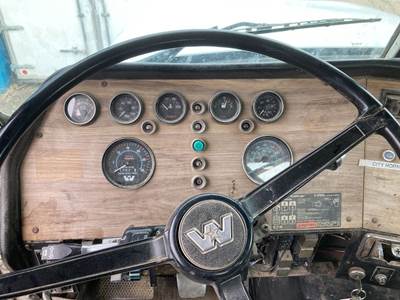 Western Star 4800 Instrument Panel Cluster