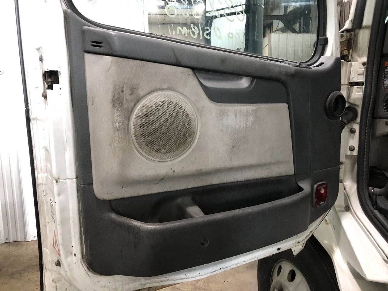 2007 Volvo VNL Interior Door Panel For Sale Winimac, IN 25495733