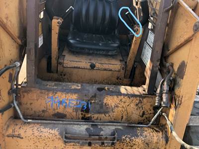 (Used) Case 1845C Type: Manual (Uses Linkages) Part #: - Ref# H673190 Control Arm Assembly