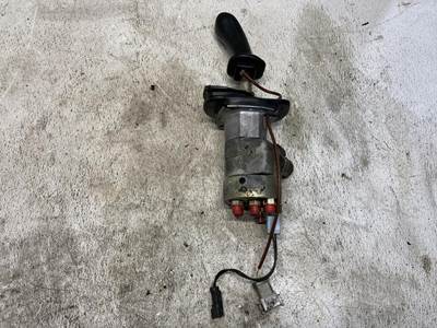 (Used) CAT 277 Type: Hydraulic Joystick (Uses Orbital Valve) Part #: - Ref# 204-5284 Joystick With Pilot Valve, Missing Rubber Boot