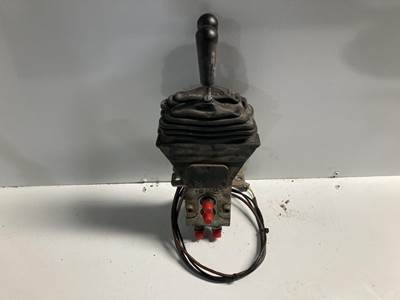 (Used) CAT 430D Type: Hydraulic Joystick (Uses Orbital Valve) Ref# 185-5902 Pilot Valve For Outriggers, Some Heat Exposure