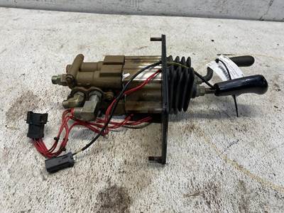 1997 (Used) CAT 938G Type: Hydraulic Joystick (Uses Orbital Valve) Part ...