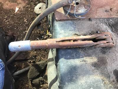 (Used) Clark 55B Type: Manual (Uses Linkages) Part #: - Ref# 3951954 Park Brake Lever Only