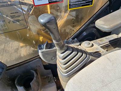 (Used) John Deere 225C LC Type: Hydraulic Joystick (Uses Orbital Valve) Ref# FYB60000655 Includes Pilot Valve And HAndLE