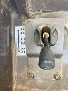 (Used) Manitou MLT840-115 Type: Hydraulic Joystick (Uses Orbital Valve) Ref# 235272 Wheel Selection Lever With Lower Valve Only