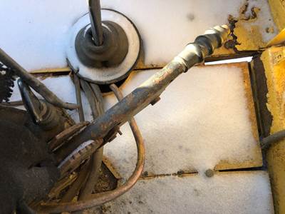 (Used) Trojan 1900 Type: Manual (Uses Linkages) Part #: - Park Brake Lever Only