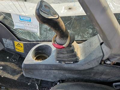 (Used) Volvo MC115C Type: Hydraulic Joystick (Uses Orbital Valve) Part #: - Right Hand Joystick With Valve Only