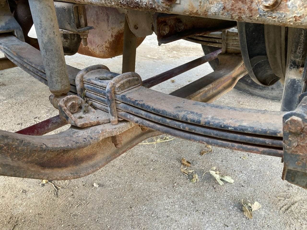 1993 Mack Midliner Front Leaf Spring for a Mack CS Midliner For Sale