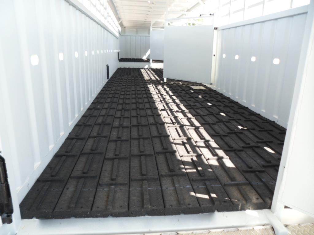2020 Neville 50 X102 Air Ride Ground Load Livestock Trailer Livestock Trailer For Sale Sioux Falls Sd 50livestock Mylittlesalesman Com