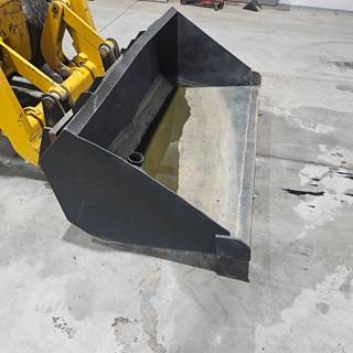 John Deere 510 Loader