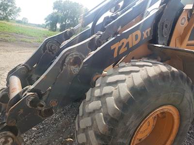 Case 721D Loader Lift Arm