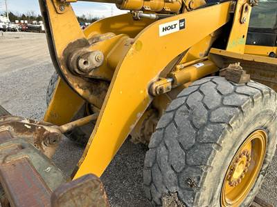 Caterpillar 938H Loader Lift Arm