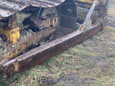 Caterpillar D6D LPG Loader Lift Arm