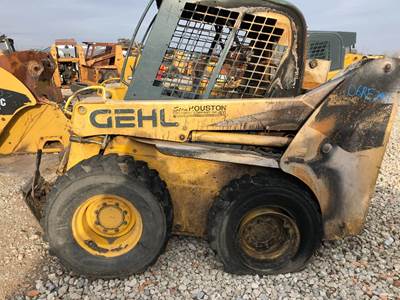 Gehl 4840 Loader Lift Arm