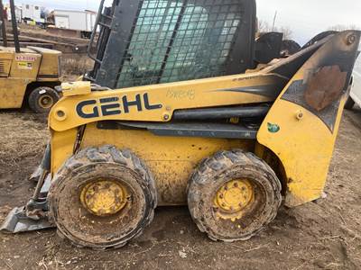 Gehl R165 Loader Lift Arm